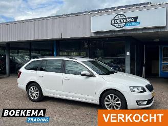 Unfallwagen Skoda Octavia Combi 1.2 TSI Businessline Automaat Navi Cruise Clima 2016/2