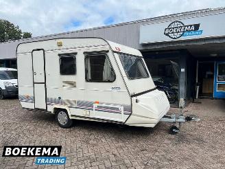 skadebil caravan Adria  Optima 400 TD Stapelbed Fietsendrager 1993/8