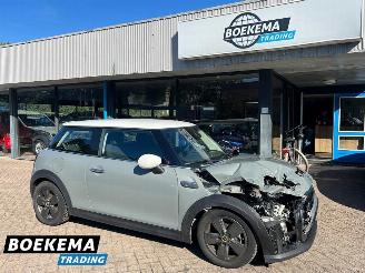 Avarii autoturisme Mini Cooper S 33 kWh HUD Navi Stoelverwarming Clima Cruise 2022/11