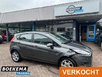 krockskadad bil auto Ford Fiesta 1.0 Style Ultimate Navigatie Cruise Airco 2017/6