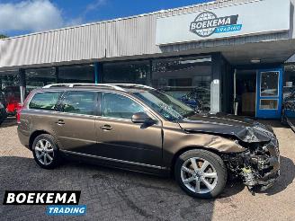 skadebil auto Volvo V-70 2.0 T5 Inscription 245PK Automaat Stoel verwarmd/gekoeld Memory 2015/5