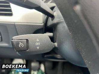 BMW 3-serie 318i Executive Cruise Clima Xenon picture 20
