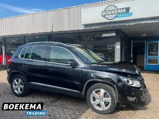 Unfallwagen Volkswagen Tiguan 1.4 TSI R-Line Panorama Navigatie Leer Stoelverwarming 2014/1