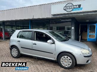 skadebil auto Volkswagen Golf 1.6 Trendline 5-deurs Navi Airco 2005/1