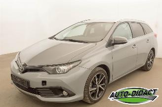 Vaurioauto  passenger cars Toyota Auris 1.2 Dynamic 83.753 km 2018/1