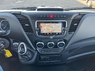 Iveco Daily 35D18H 3.0 300 Automaat picture 6