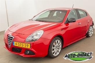Auto incidentate Alfa Romeo Giulietta 1.4T Automaat Business Executive 2013/9