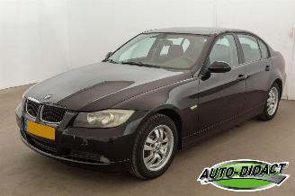 uszkodzony samochody osobowe BMW 3-serie 318i Airco 2007/5
