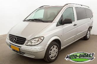 krockskadad bil bedrijf Mercedes Vito 111 CDI 9 persoons Airco 2010/1