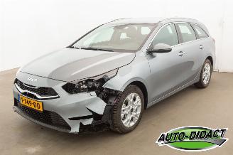 Unfallwagen Kia Ceed Sportswagon 1.5 T-GDI 56.574 km Dynamicline 2023/5