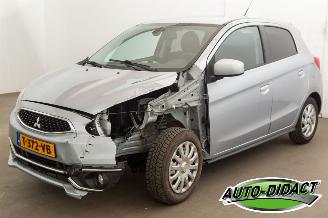 Auto incidentate Mitsubishi Space-star 1.2 Automaat 19.622 km Airco Life 2017/6