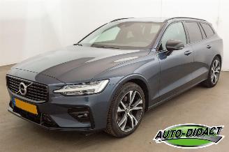 Coche accidentado Volvo V-60 2.0 B4 Motor schade Autom Clima Navi Leder R-Design 2020/10
