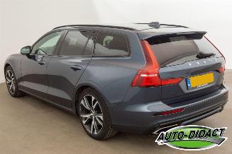 Volvo V-60 2.0 B4 Motor schade Autom Clima Navi Leder R-Design picture 3