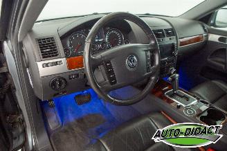 Volkswagen Touareg 3.6 V6 AWD VR 3.6 Automaat Clima Navi Leder picture 24