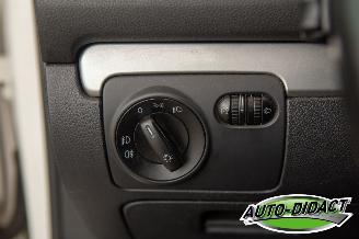 Volkswagen Golf 1.6 TDI Clima picture 12