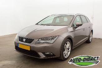 Avarii autoturisme Seat Leon 1.6 TDI Clima Navi Camera Style Connect Ecomotive 2016/10