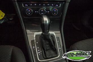 Volkswagen Golf 1.0 Automaat Clima Trendline picture 11