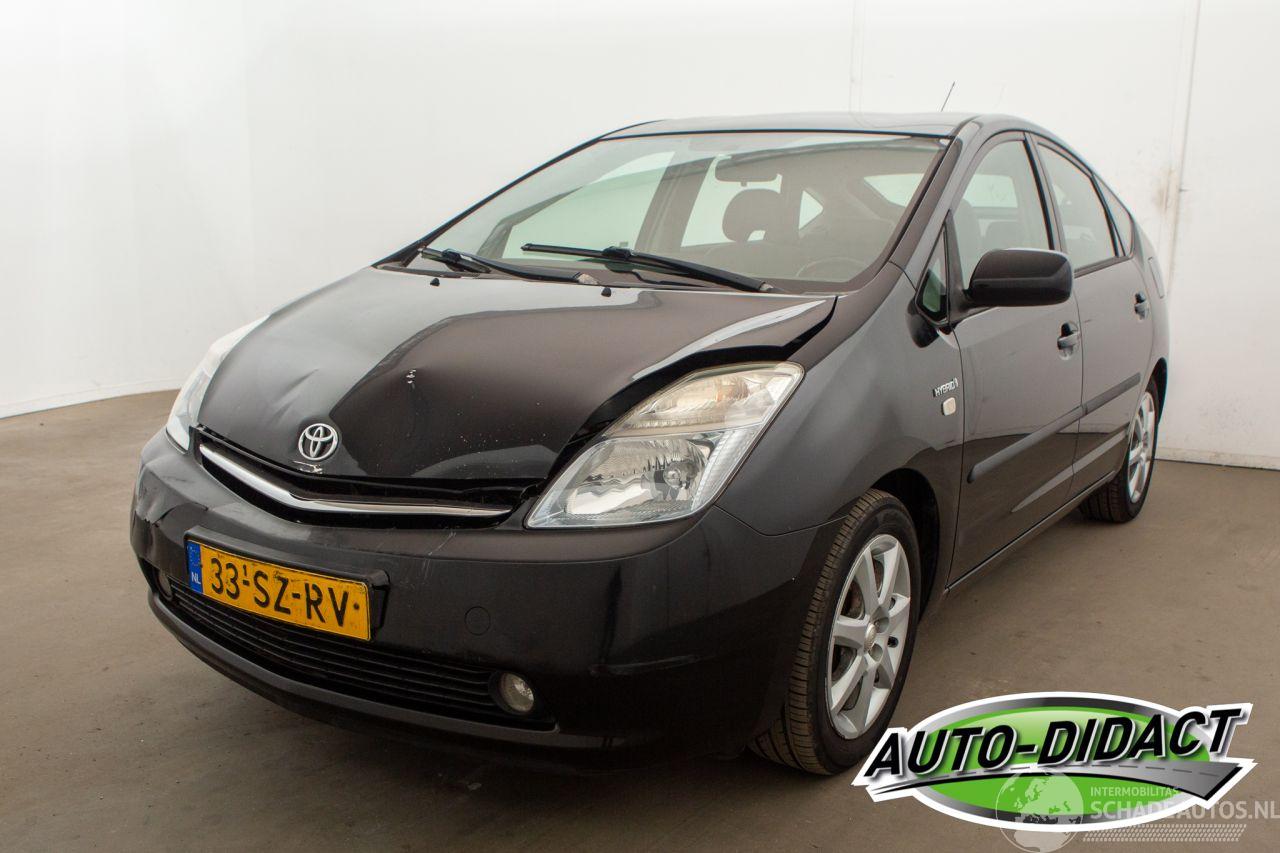 Toyota Prius 1.5 VVT-i Automaat Clima Navi Camera Tech Edition