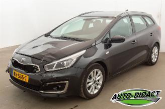 Avarii autoturisme Kia Cee d 1.6 GDI 117.593 Clima Navi Camera ComfortPlusLine Navigator 2018/1