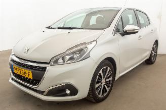 skadebil auto Peugeot 208 1.2 PureTech Automaat 107.250 km Navi Clima Allure 2017/6