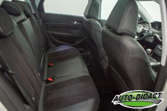 Peugeot 308 1.6 HDI Pano Clima Navi picture 21