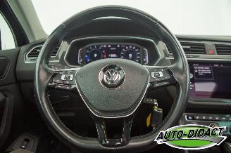 Volkswagen Tiguan 1.5 TSI Automaat Pano Camera Digi Dash Navi ACT Highline Business R picture 5