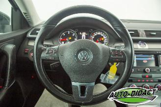 Volkswagen Passat 1.6 TDI Clima Navi Comfort Executive Line BlueMotion picture 5