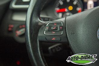 Volkswagen Passat 1.6 TDI Clima Navi Comfort Executive Line BlueMotion picture 14