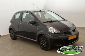 Toyota Aygo 1.0 12V Comfort Navigator picture 3