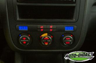 Volkswagen Golf 1.6 FSI  85KW Turijn Airco picture 11