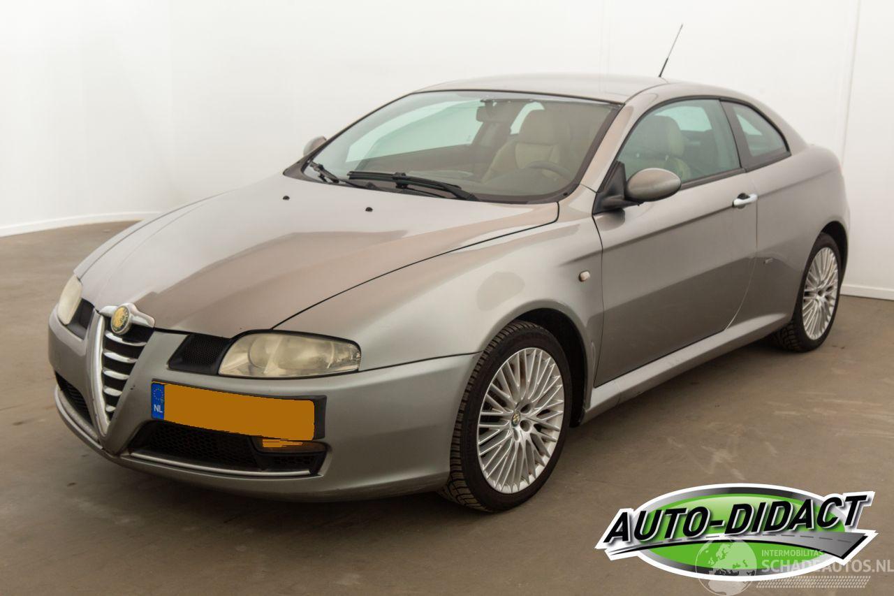 Alfa Romeo GT 1.9 JTD Imola