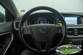 Volvo V-40 1.6 T2 Clima Navi MOTORSCHADE Kinetic picture 5