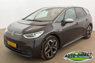 krockskadad bil auto Volkswagen ID.3 First Plus 58 kWh Camera Navi Clima 2020/12
