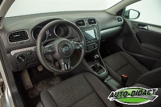 Volkswagen Golf 1.6 TDI Navi Clima picture 23