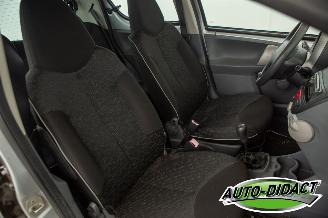 Peugeot 107 1.0-12V 102.196 km Airco Sublime picture 14