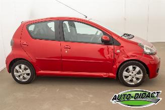 Toyota Aygo 1.0-12V Automaat Airco Aspiration Red Navigator picture 36