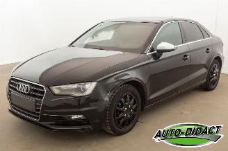skadebil auto Audi A3 1.6 TDI Automaat Clima Navi Ambiente 2016/2