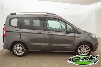 Ford Tourneo Courier 1.0 Titanium 5p Clima Carpas picture 35