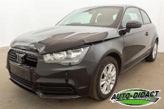 skadebil auto Audi A1 1.4 TFSI Attraction 72.800 km Capras Airco Pano Stoelverwarming 2011/1