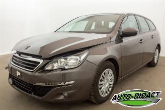 Schadeauto Peugeot 308 SW 1.6 Allure Navi Pano Camera 2015/7