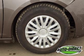 Peugeot 308 SW 1.6 HDI Allure Pano Camera navi picture 35