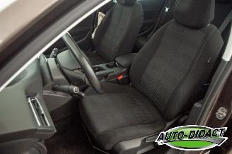 Peugeot 308 SW 1.6 HDI Allure Pano Camera navi picture 27