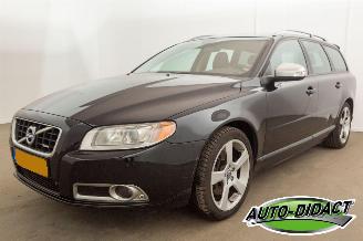 Avarii autoturisme Volvo V-70 2.0T R-Edition Clima Leder Stoelverwarming 2011/3