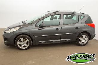 Peugeot 207 1.6 VTi Airco Pano Première picture 38