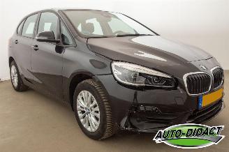 BMW 2-serie 218i Automaat Clima Navi Camera High Executive Edition picture 2