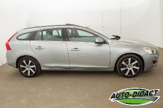 Volvo V-60 2.4 D6 AWD Automaat Elek Dak Navi Camera Plug-In Hybrid Pure Limited picture 44