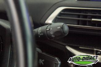 Peugeot 3008 1.2 PureTech Automaat 81.562 km NAP Digi Dash Clima Blue Lease Executive picture 19