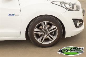 Hyundai I-30 1.6 GDI Clima Navi Camera i-Magine picture 34