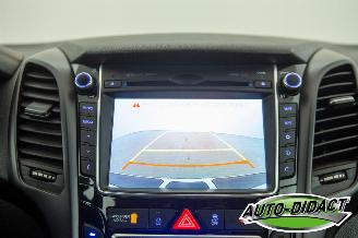 Hyundai I-30 1.6 GDI Clima Navi Camera i-Magine picture 8