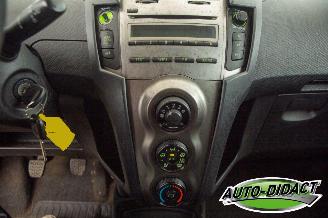 Toyota Yaris 1.3 VVTi Comfort Airco picture 8